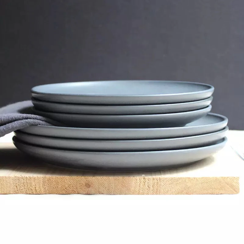 China Manufacturer Round Shape Heated Dinner Chinaware Ceramic Plates