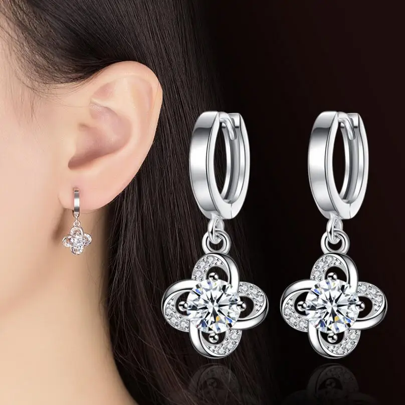 

Fashion Beautiful lucky flowers zircon pearl hoop earring, N/a