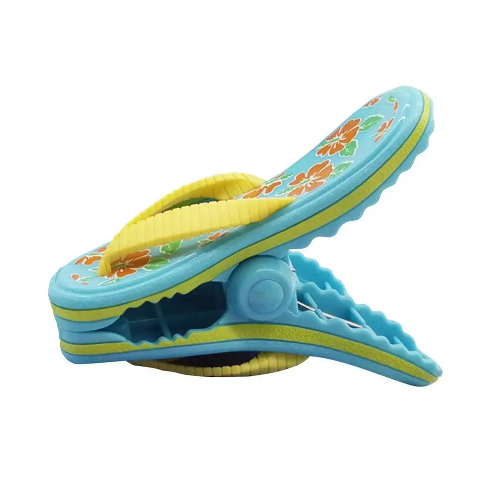 2019 Hot Product Clothespin Clothesline Accessory Slipper Towel Quilt Clip Beach Towel Plastic Clips with Shoes shape