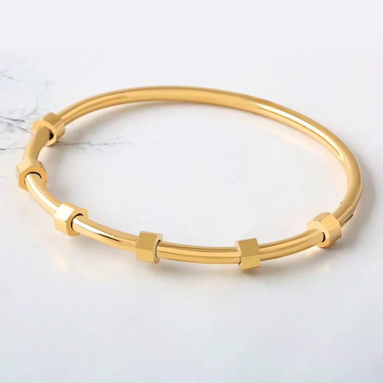 gold jewellery bangles