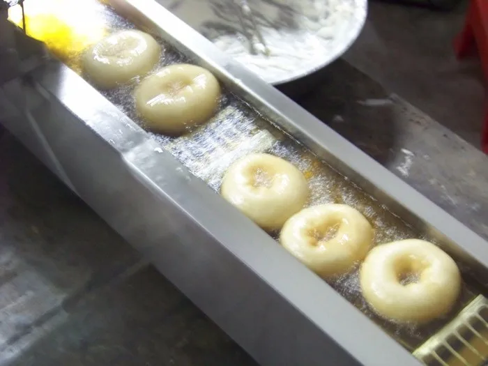 3 Moulds Donut Maker Fryer Machine With Timer Automatic Mini Donut Making Machine WITH FRYING FUNCTION AND TIMING