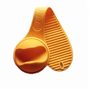 Image of Plastic baby bottle feeding holder hand free