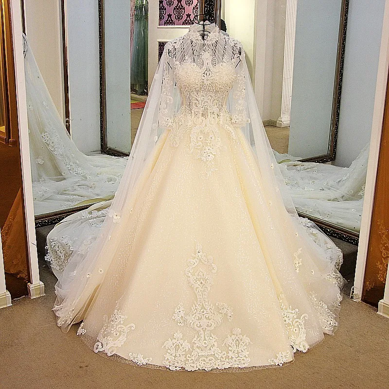 2017 Elegant A-line Sweetheart Sleeveless Floor-length Lace Latest Designs Bridal Gowns TS52