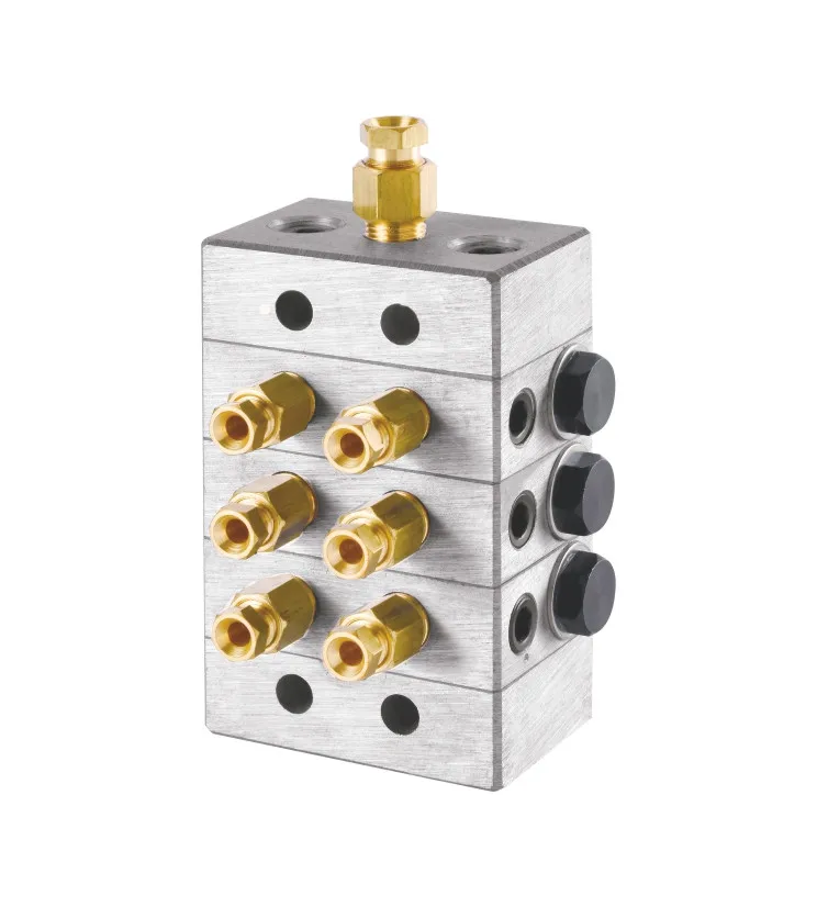 Suppliers Baotn Grease Distributor Fitting Automatic Grease Pump