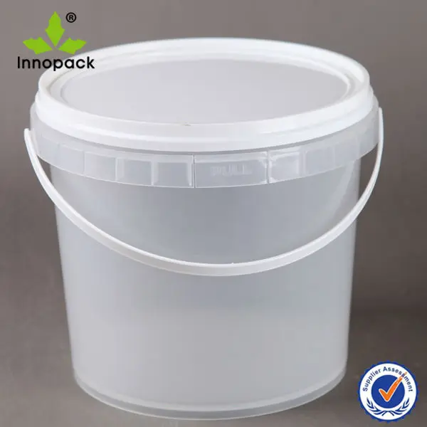 clear plastic bucket with lid