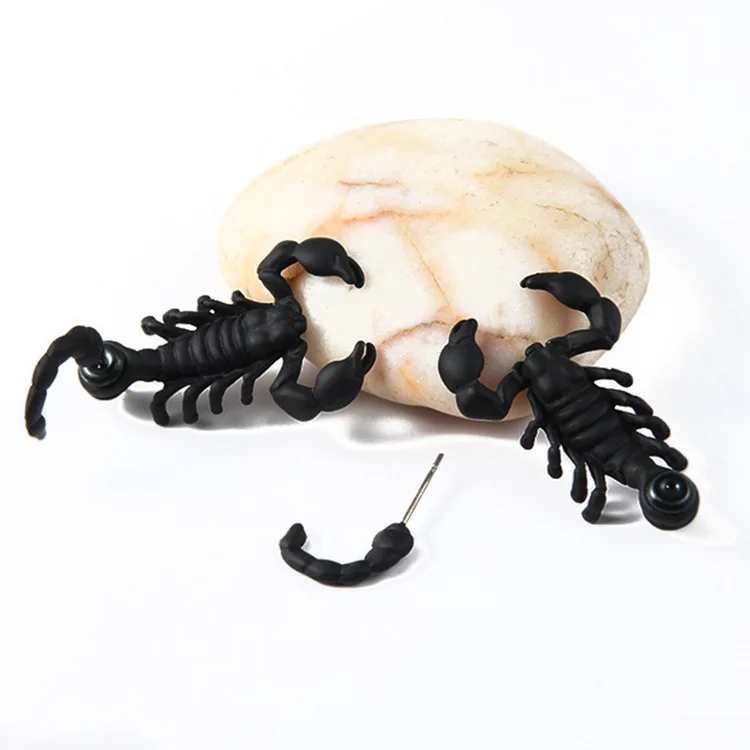 

Wholesale jewelry cheap creative black scorpion cool stud earrings
