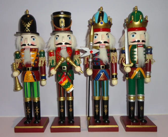 christmas decorations wooden soldiers