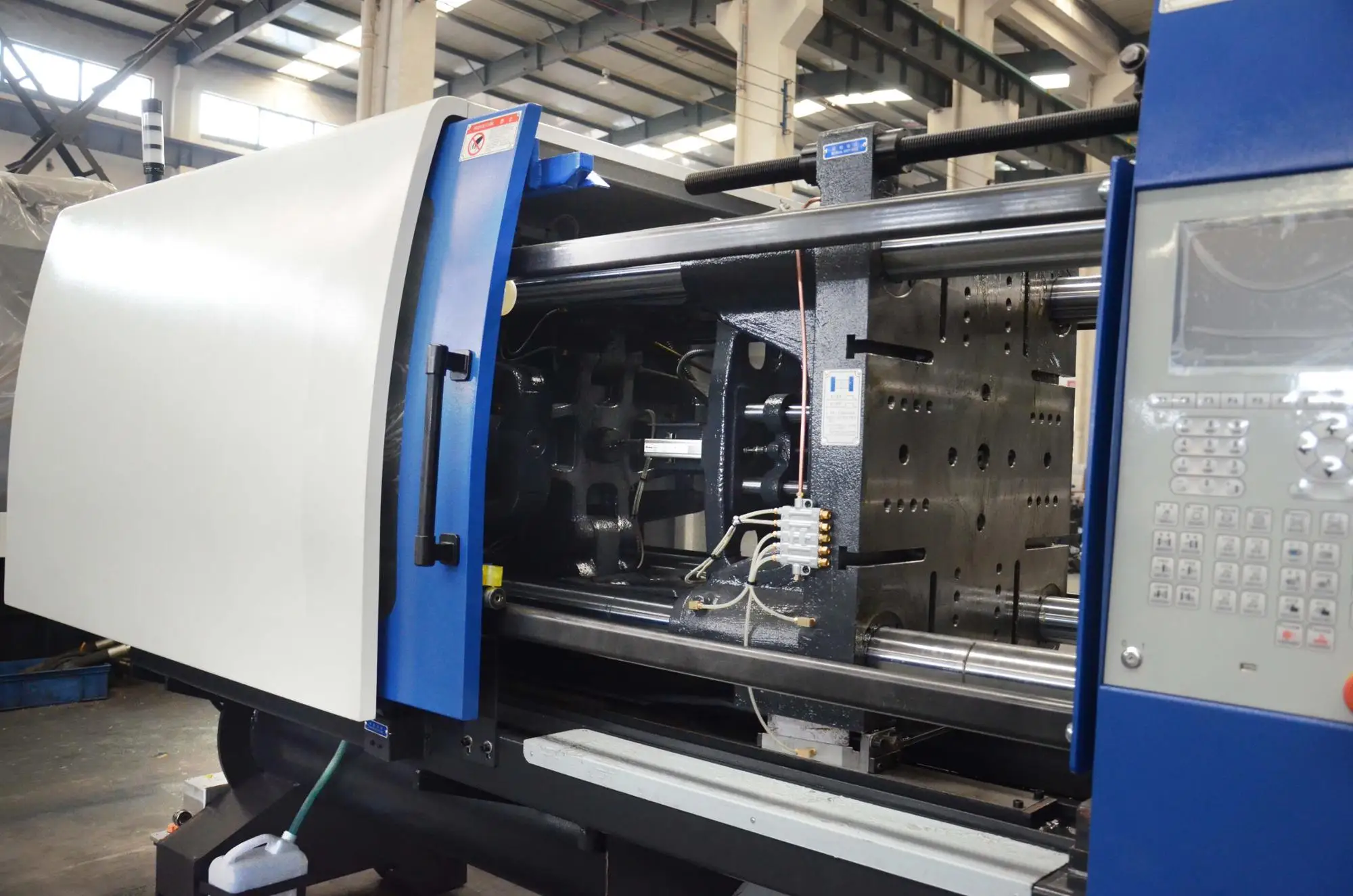 140ton节能塑料伺服电机全自动注塑机