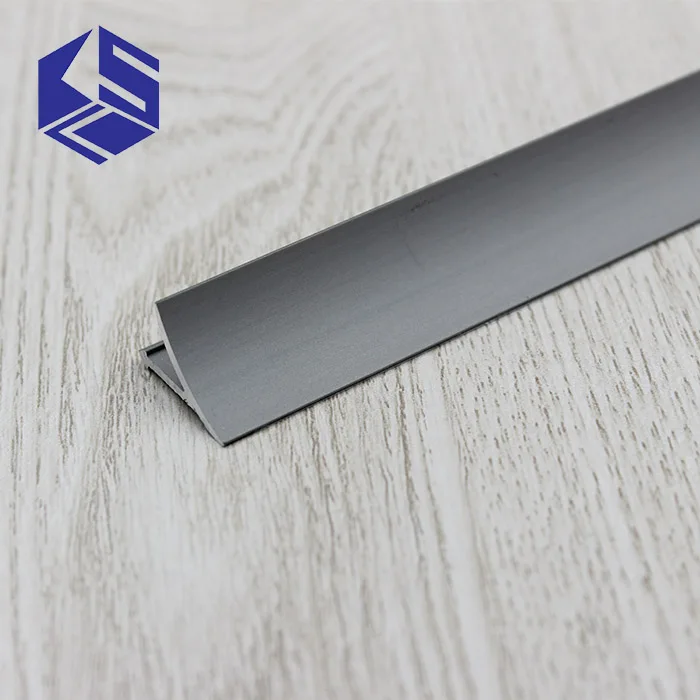 Esquinas Y Extremos Del Sello Del Baño Azulejo De Metal De Aluminio