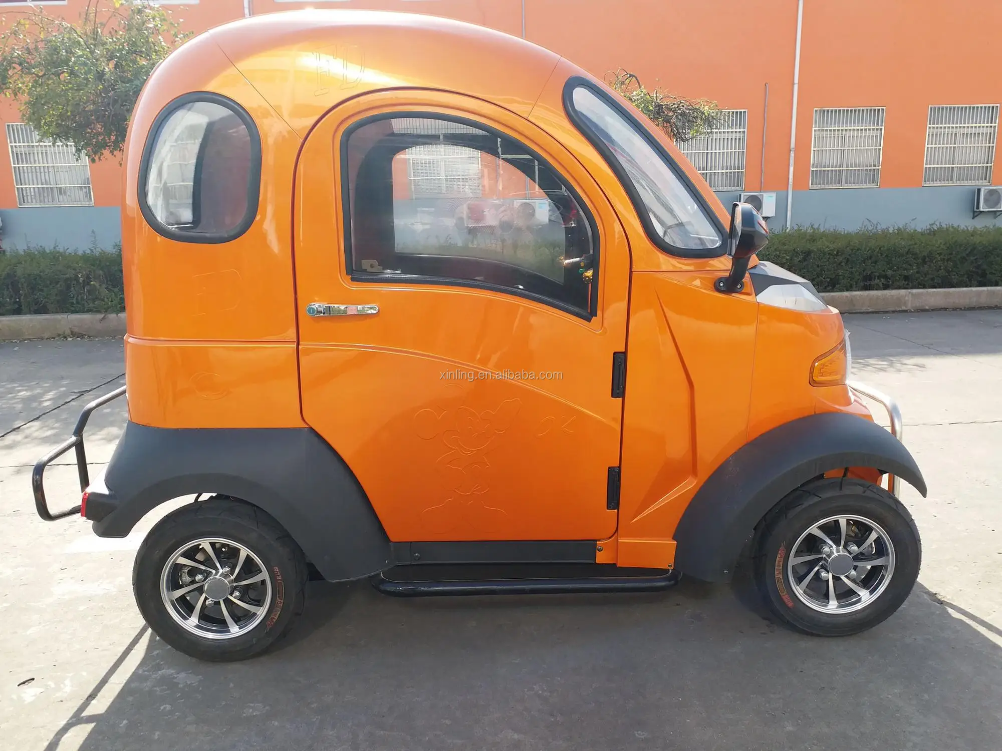 2018 60v1000w New Model Electric Cabin Four Wheel Enclosed Mobility