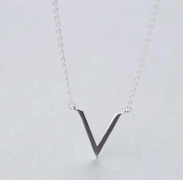 

SN104-021 Halo women 925 sterling silver simple letter V shaped necklace