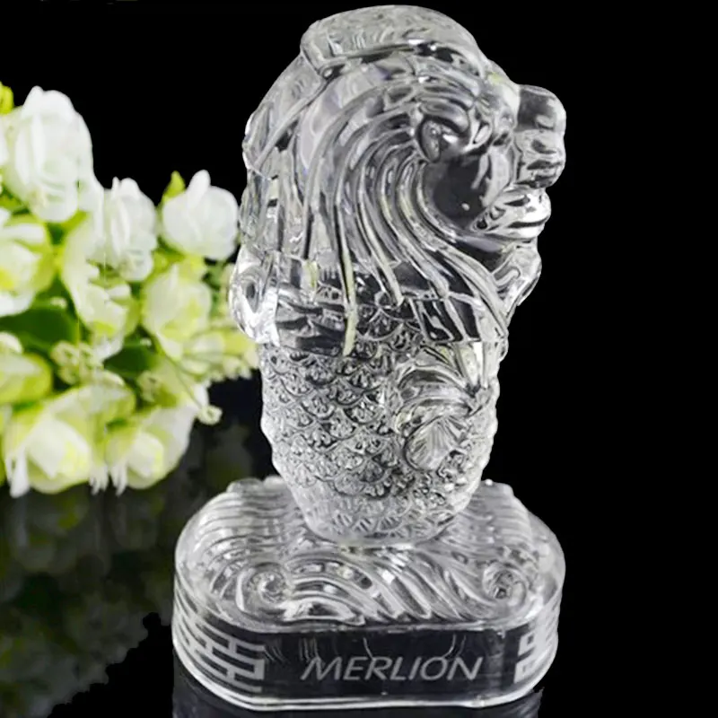 Wholesale Singapore Souvenir Crystal Merlion Glass Merlion Trophy For Crystal Ornaments Gifts