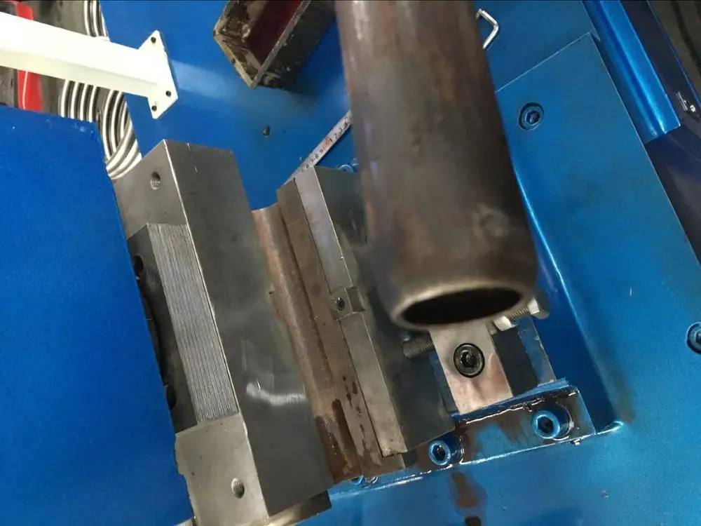 
Tube pipe forming machine for reducing the pipe size 