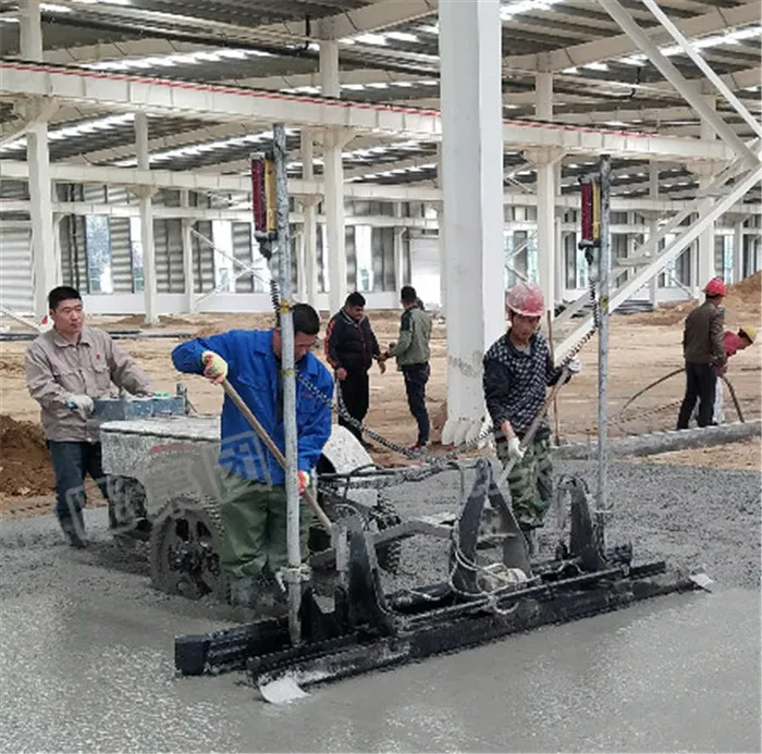 Vibratory Land Leveling Machine/ Concrete Laser Screeds