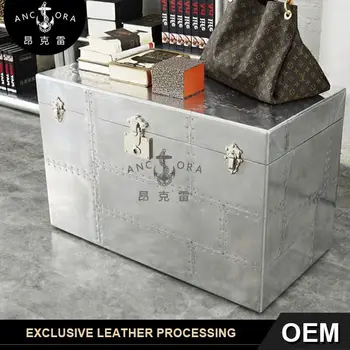 Hammered Metal Trunk Style Wooden Coffee Table L837a Hammered Metal Trunk Style Wooden Coffee Table L837a