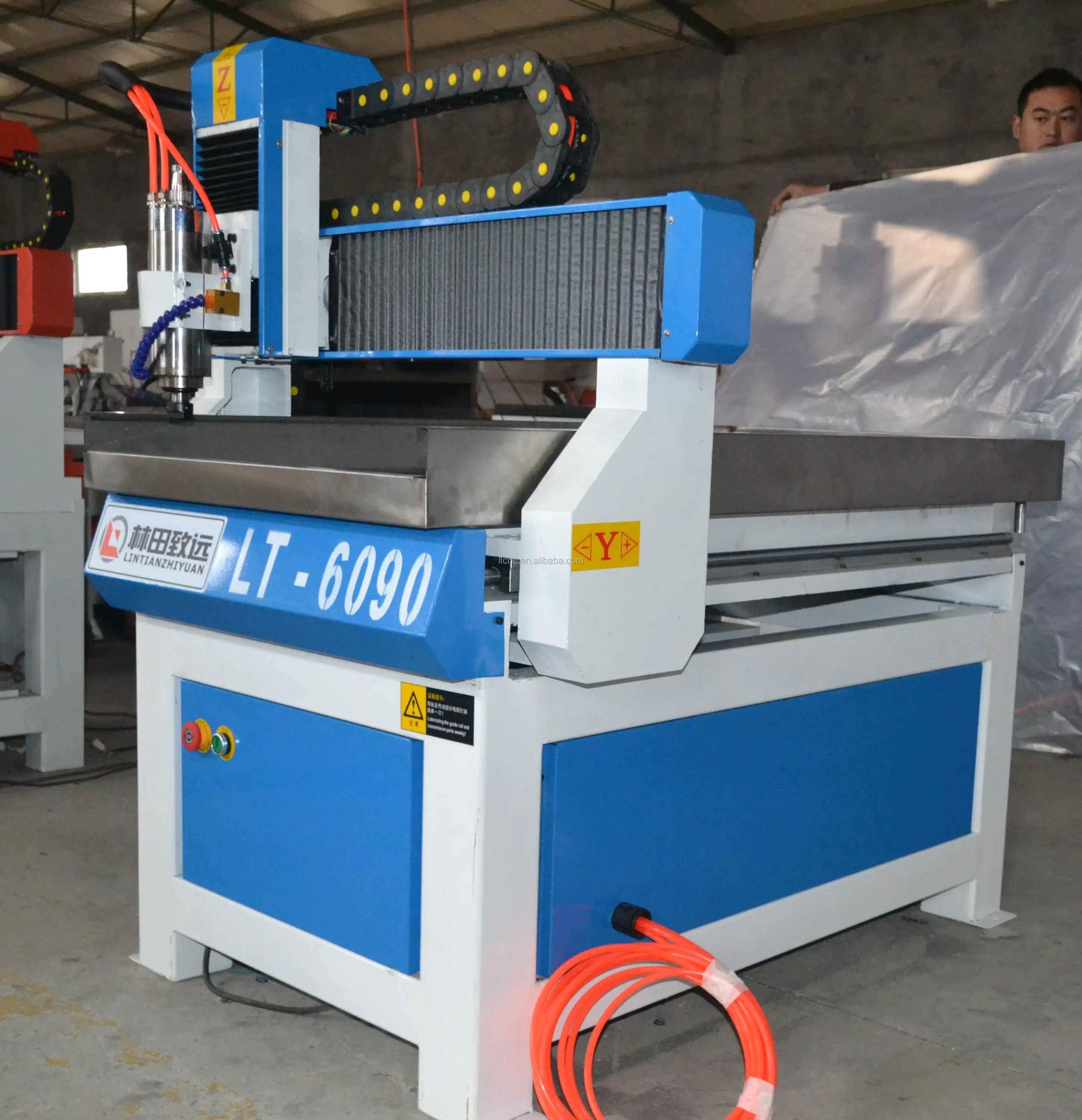 Made in China 600*900mm working size ball screw transmission for MDF aluminum cutting engraving wood cnc router