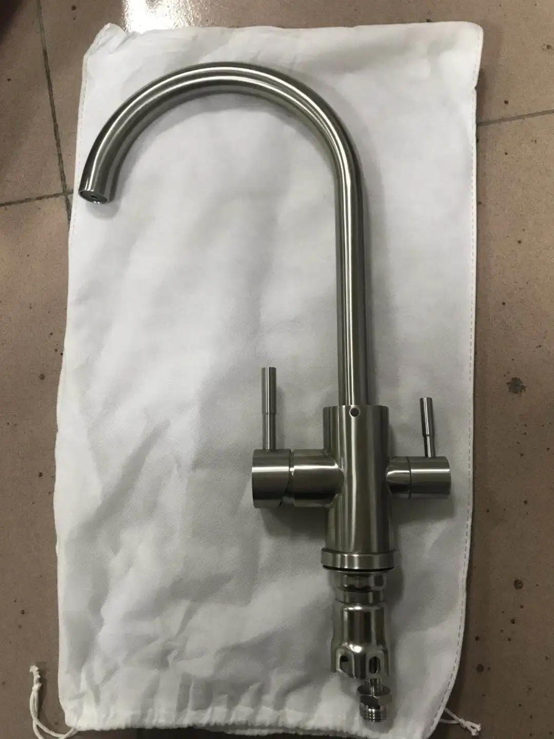 Stainless Steel Kitchen Faucet Cold And Hot Water With Filter