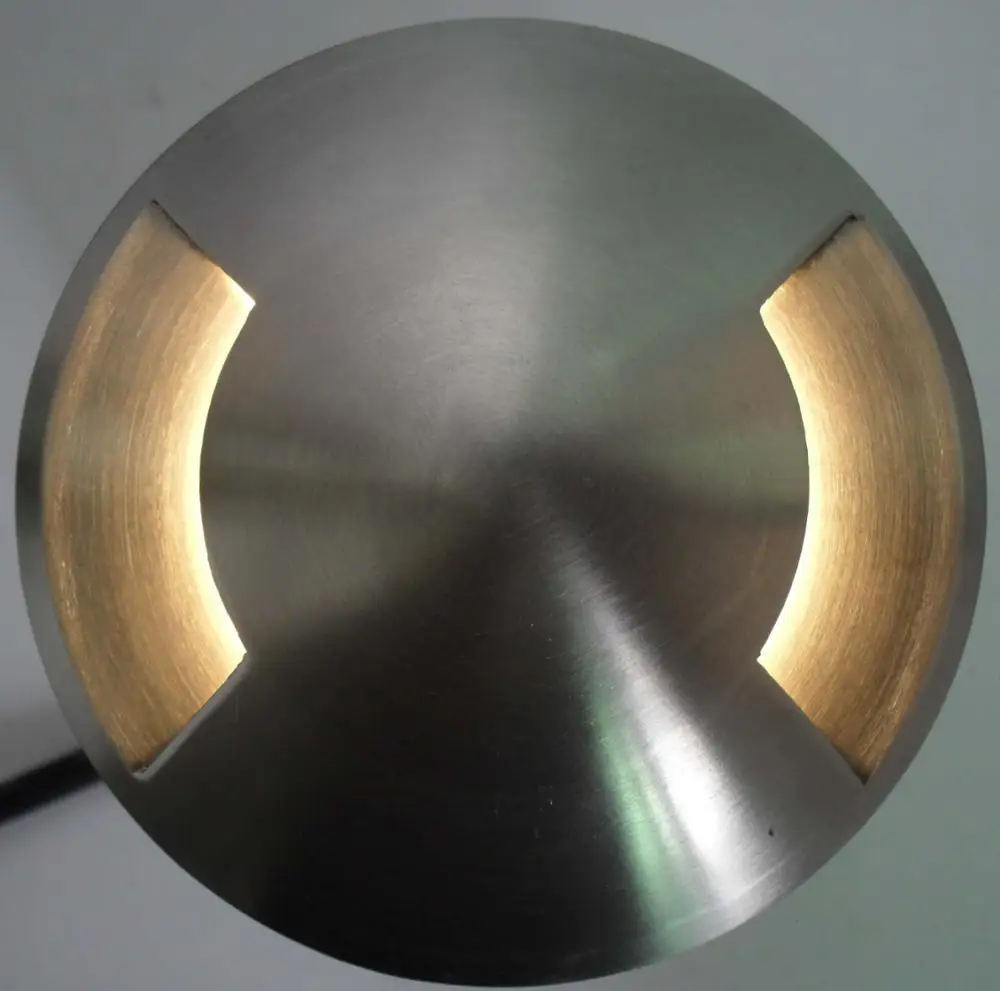 
12 volt 5 watt recessed led path lights with two back to back hatch for driveway lighting 