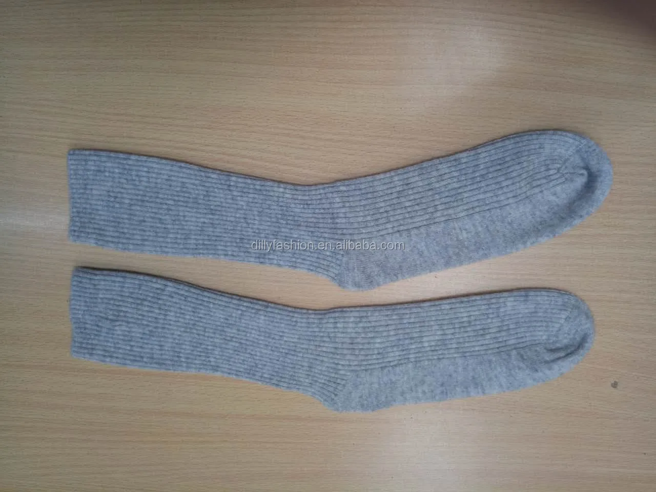 grey rib socks.jpg