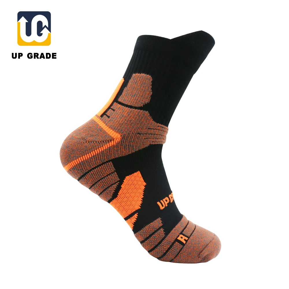 

wholesale new design compression men head basketball sports socks, Multicolor