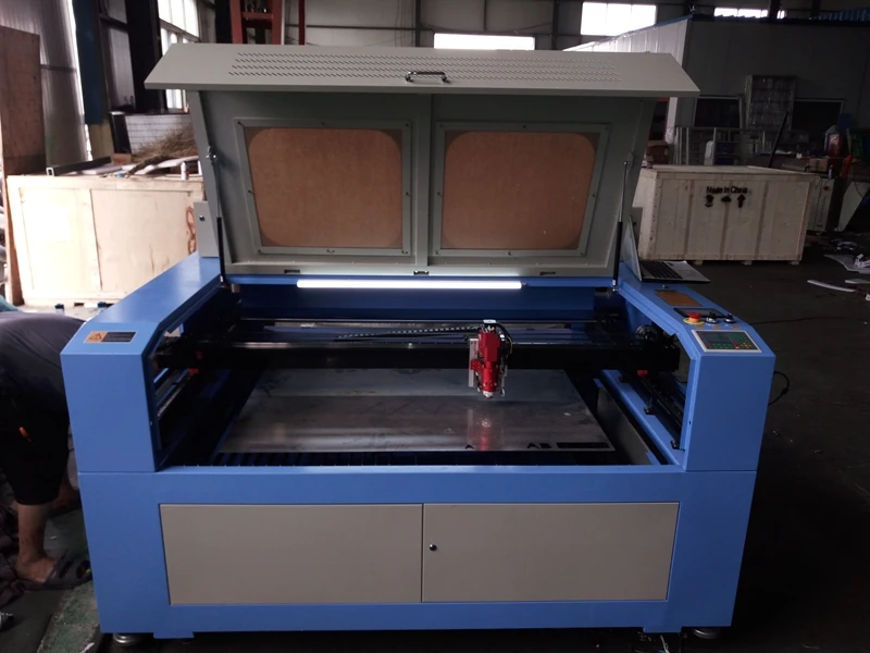 co2 laser metal cutting machine