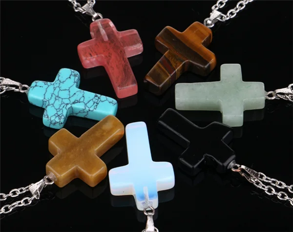 

Jesus Christ Crucifix Cross Unisex Turquoise Crystal Natural Stone Pendant Necklace Fashion Jewelry