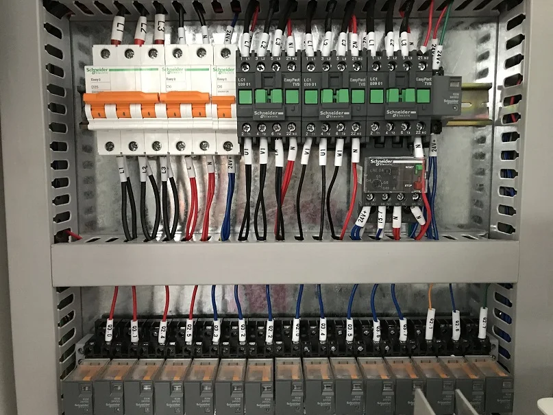 
Small 3 axis CNC 5 axis Vertical Mini Metal VMC Milling Machine 4 axis Machining Center with tool changer price for sale BL-S360 