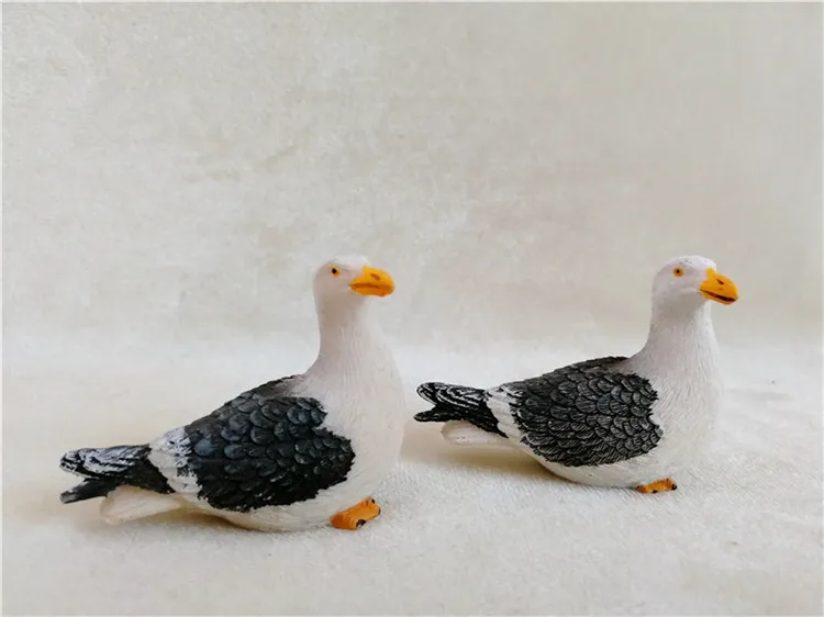 resin seagull statue