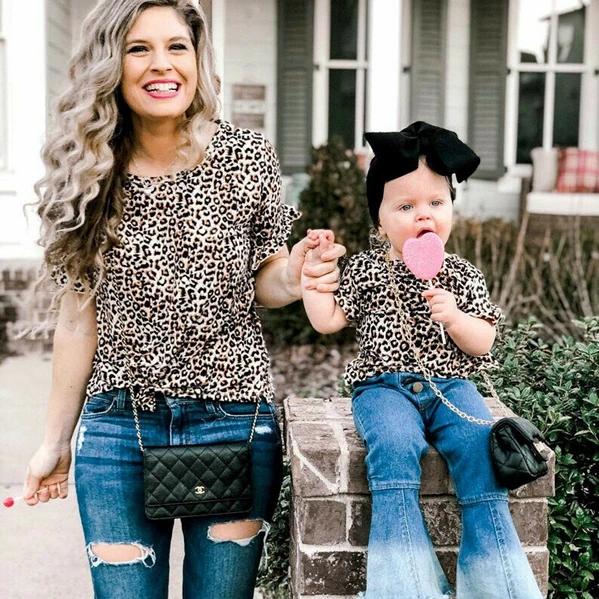 

Parent-child leopard t-shirt girls ruffles sleeve shirts, Brown