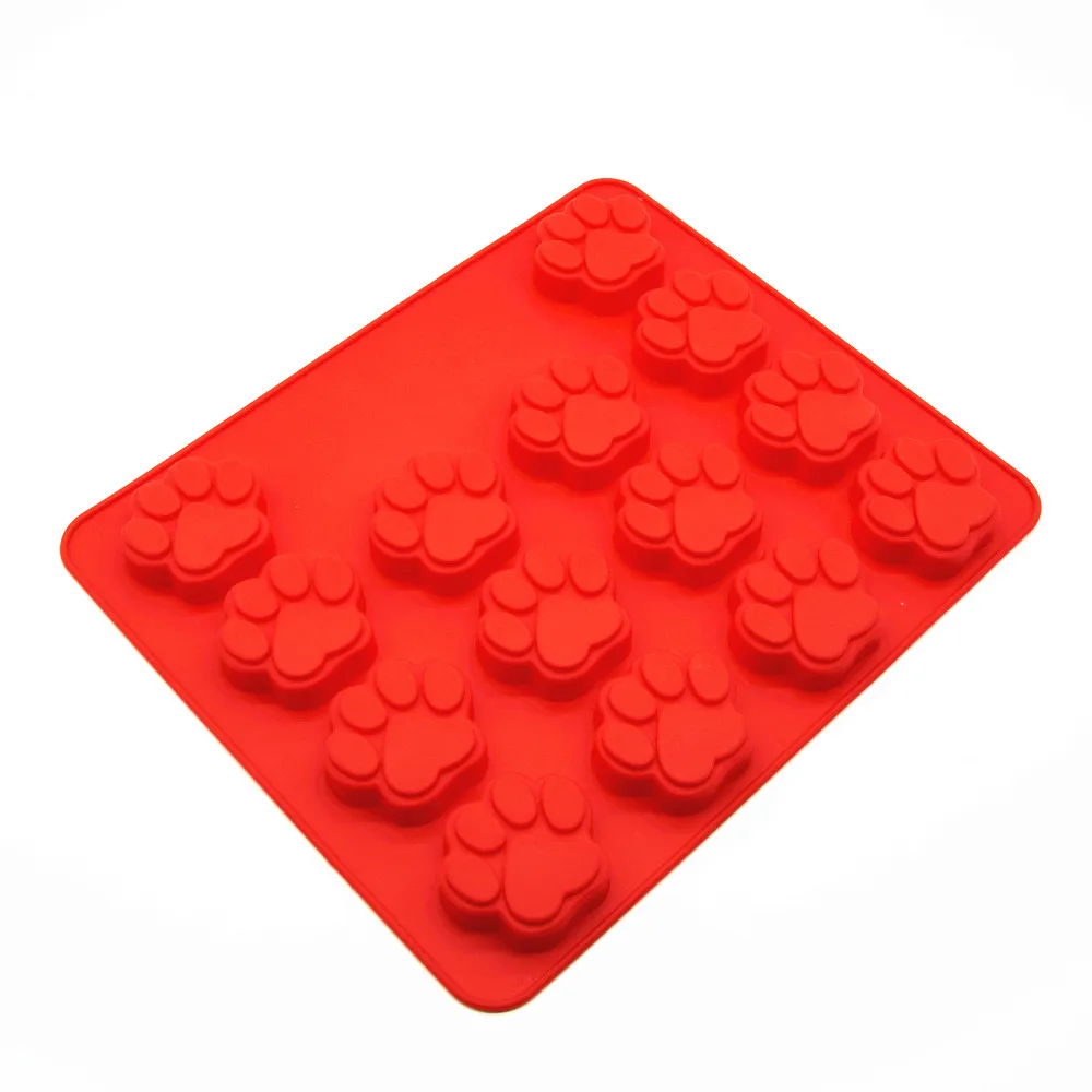 Paw & Bone Baking Mold (6).jpg