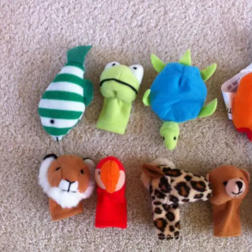 Preschool Kids Finger Puppets Plush Dolls Family Story Children Baby Game PHK 