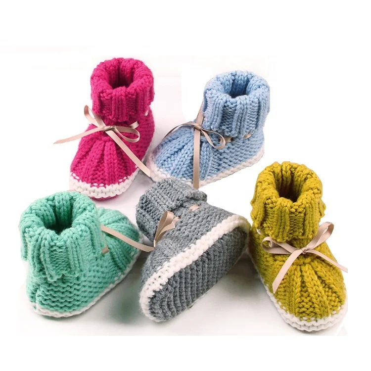 

Factory wholesale baby soft warm boots hand knitted children shoes