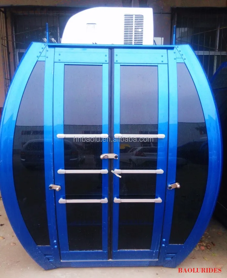 Ferris Wheel Blue cabin.jpg