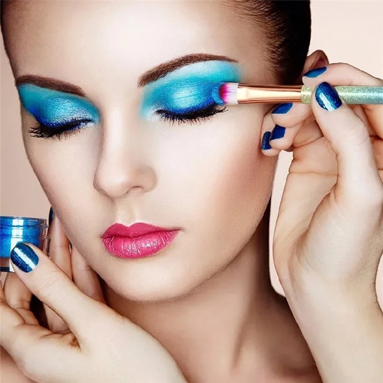 beauty brush.jpg
