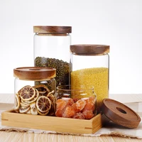 

Feast food storage container sealed ring with round shape wood lid