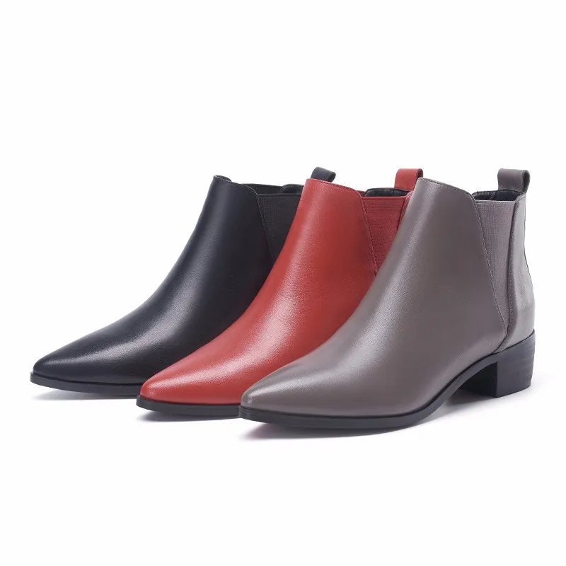 pointed heeled chelsea boots