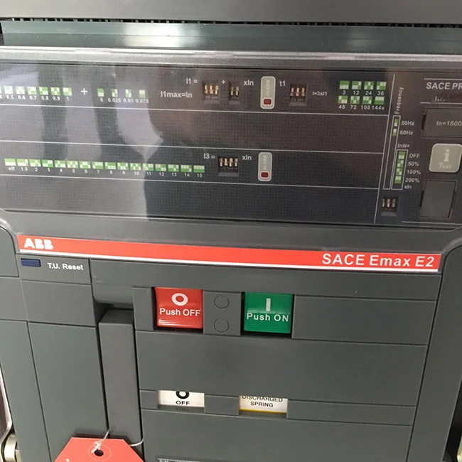 
IEC,CE Approved 2000A acb air circuit breaker 