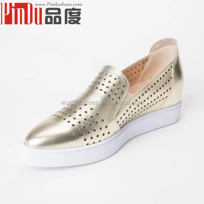 classic style embroider ladies leisure shoes with flat heel and sewing golden color china shoe factory casual woman lady shoe