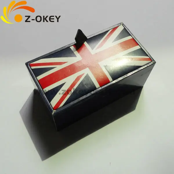 ZCB3218 Paper and plastic cufflink box with national flag pattern