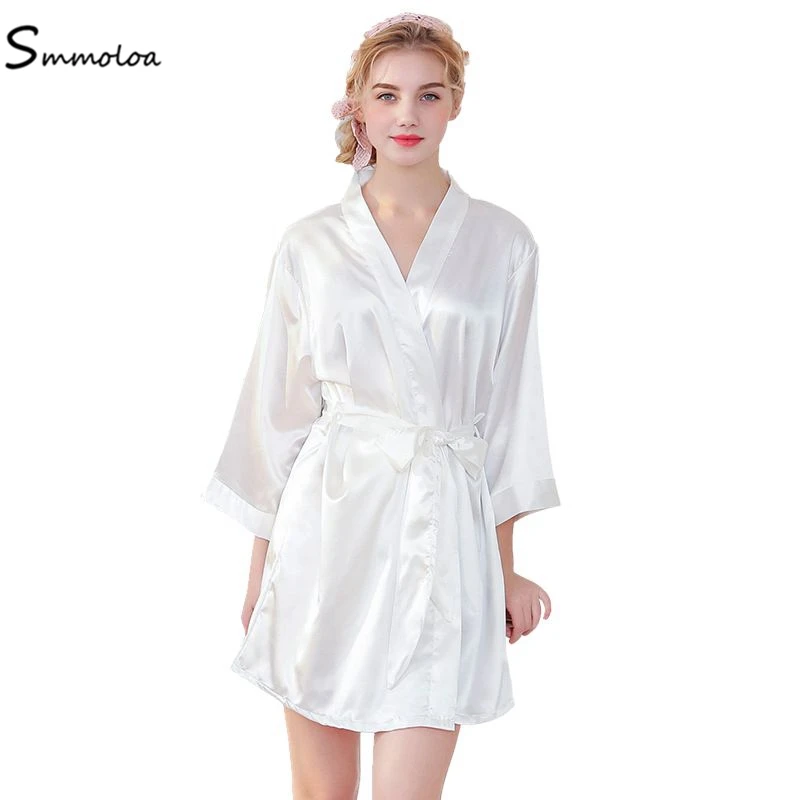 

Smmoloa Bride Golden Embroidery Kimono Robes Silk Women Bachelorette Wedding Preparewear Robes, Red;pink;white