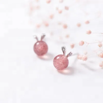 

Cute Bunny Animal Exquisite Strawberry Quartz Fashion 925 Sterling Silver Jewelry Rabbit Ear Strawberry Crystal Stud Earrings