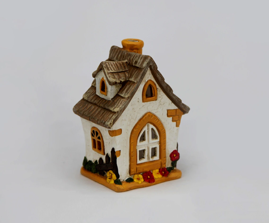 Купить дом керамическая. Керамические домики. Подсвечник домик керамический. Домик керамический для свечи. Домики из керамики.