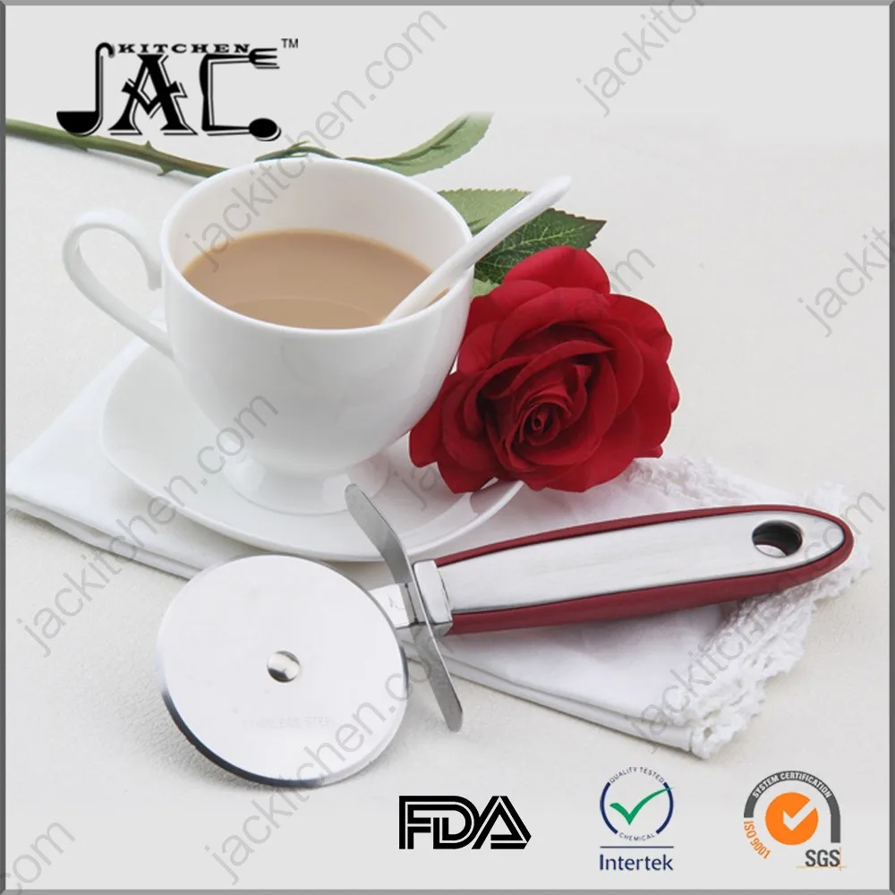 Safety Stainless Steel Pizza Cutter Kitchen Utensil