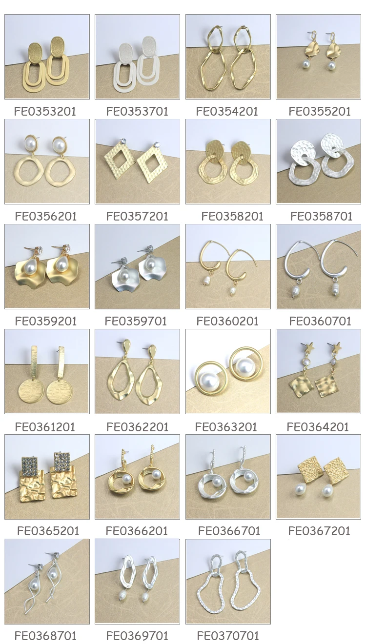hammered earring-1.jpg