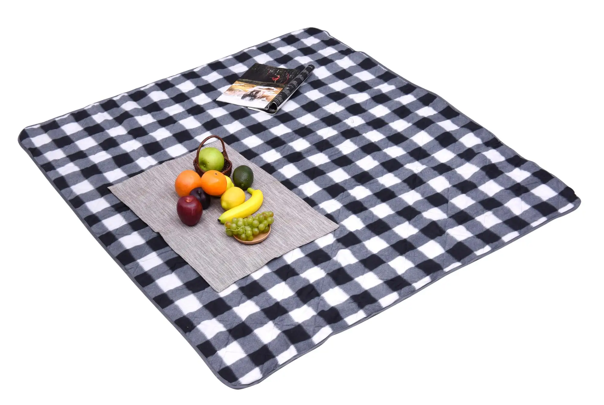 outdoor picnic blanket