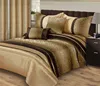 Mid-value pleated jacquard comforter with matching curtains