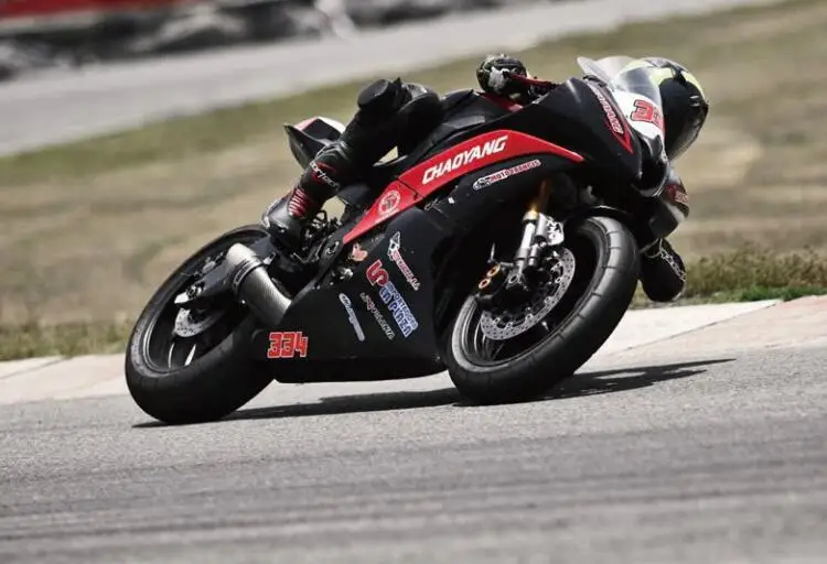 MOTO SPORT 2.jpg