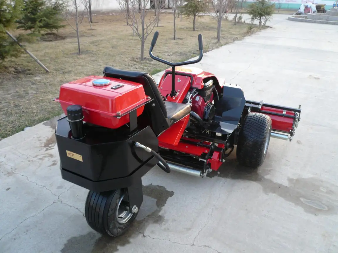 Golf riding mower (3).jpg