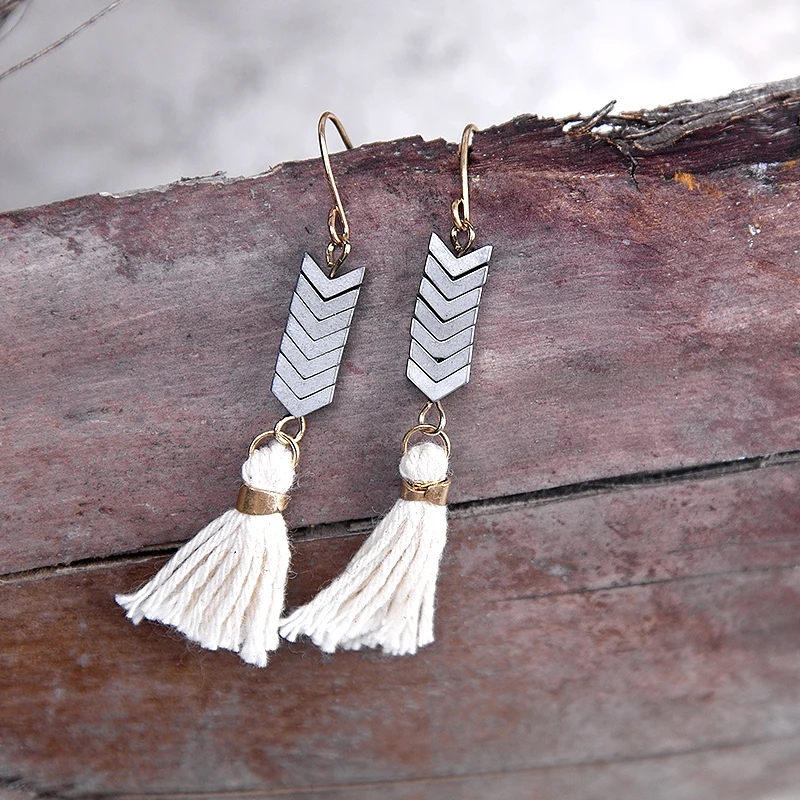 

Ethnic Beige Tassel Earring Natural Stone Earrings Vintage Gold Hook Bohemian Handmade Drop Earrings Jewelry for Women, Worn gold