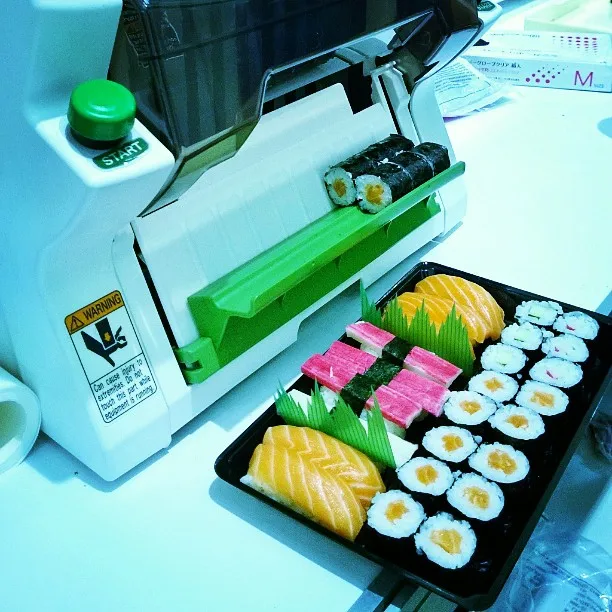 
AUTEC NORIMAKI CUTTER/ SUSHI ROLLS CUTTER ASM 250 SUSHI MACHINES SUSHI ROBOTS 